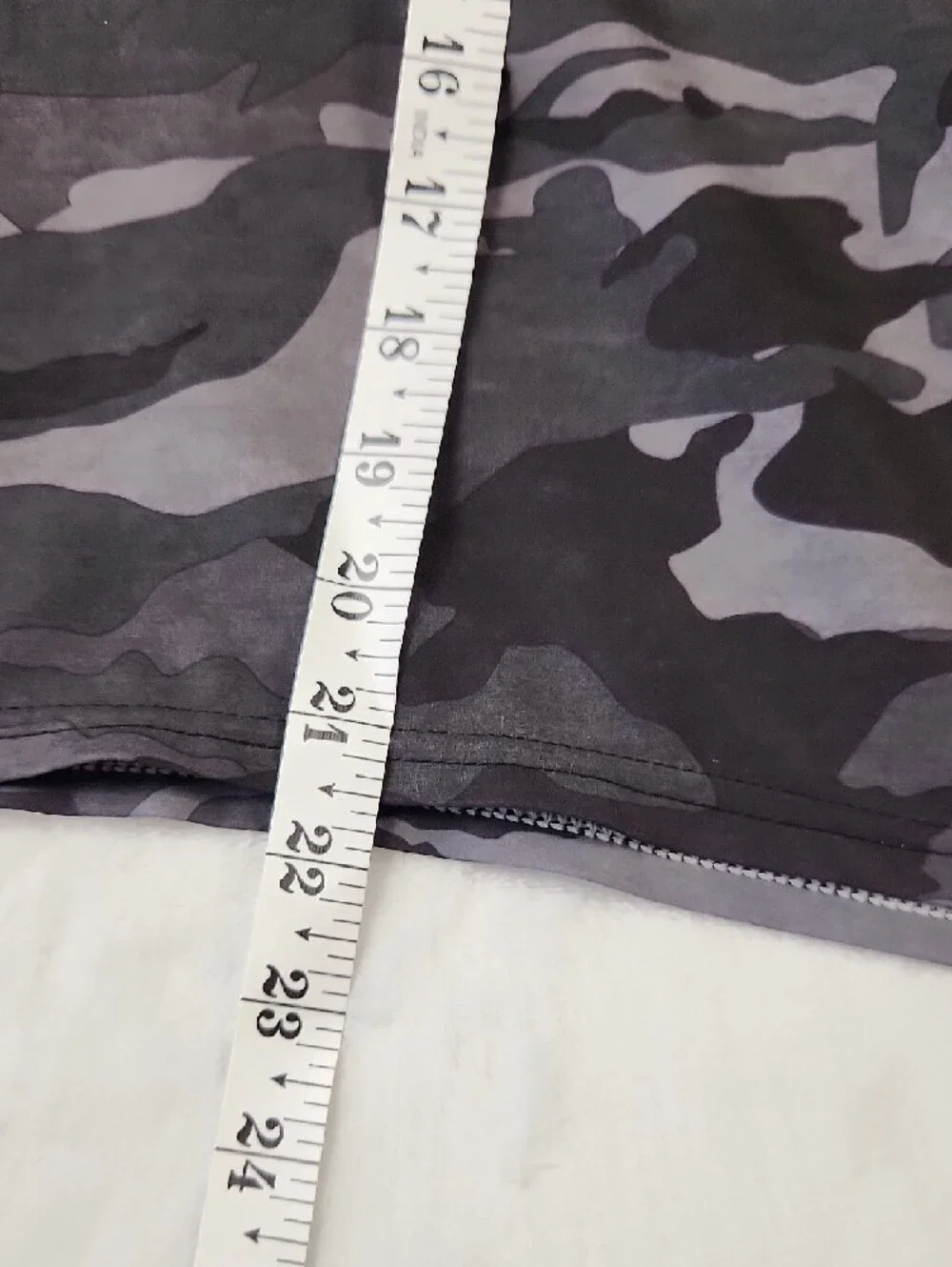 O'Neill Men's Hyperfreak‎ Boardshorts Grey And Black Camo Size 36